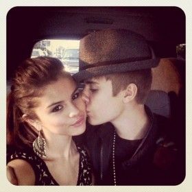 315195_276844-justin-bieber-selena-gomez-break-up-rumors.jpg