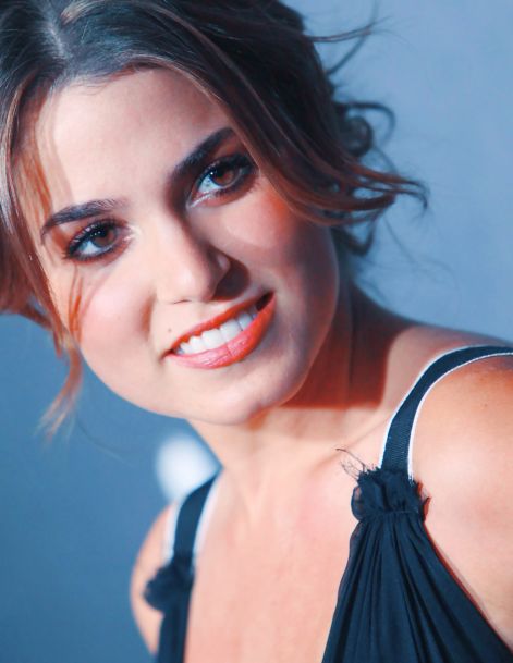 nikki-reed-twilight-series-5966303-1980-2560.jpg